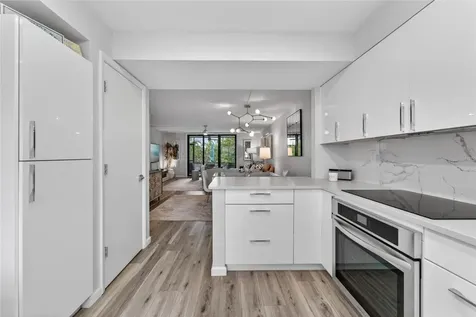 828 Bayport Way Longboat Key FL 34228