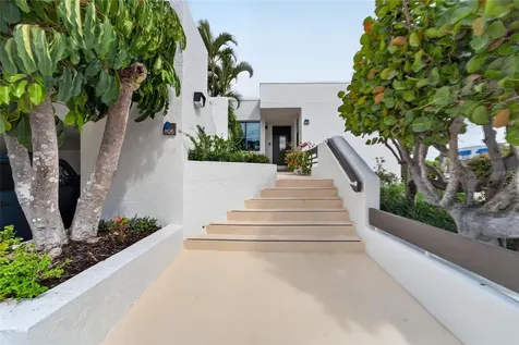 828 Bayport Way Longboat Key FL 34228