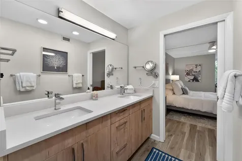 828 Bayport Way Longboat Key FL 34228