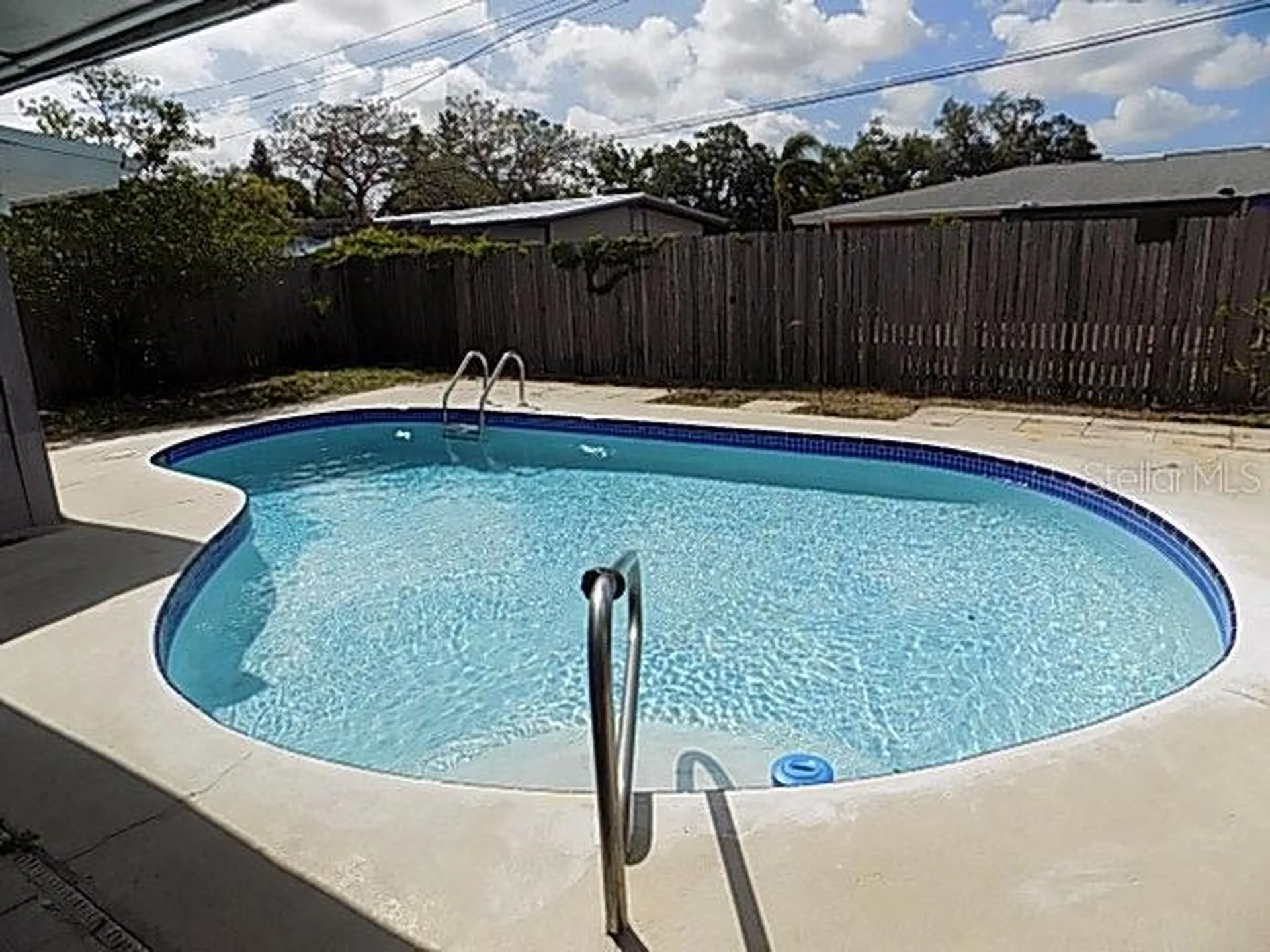 3642 Dover Drive Sarasota FL 34235