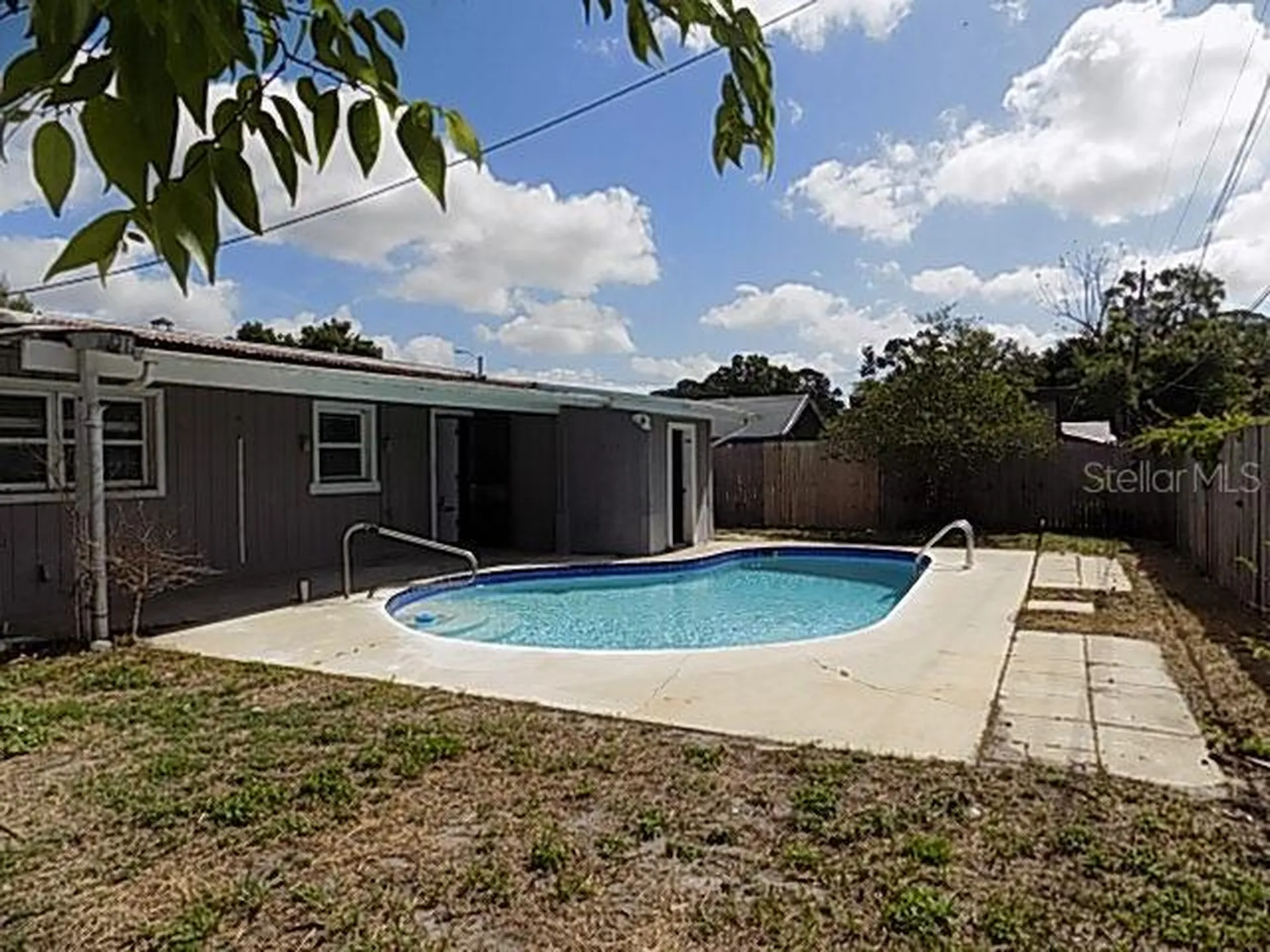 3642 Dover Drive Sarasota FL 34235