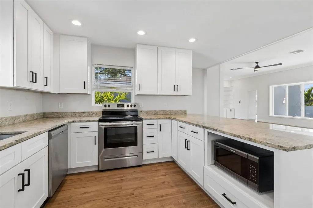 125 Harbor Bluff Drive Largo FL 33770