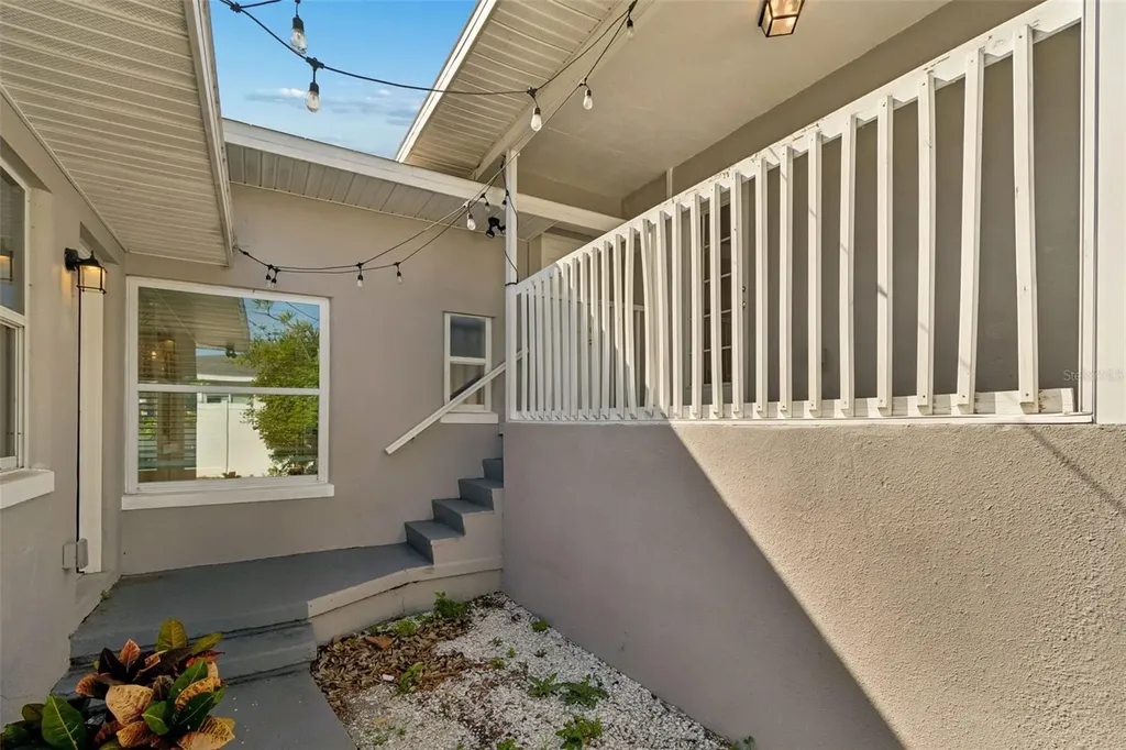 125 Harbor Bluff Drive Largo FL 33770