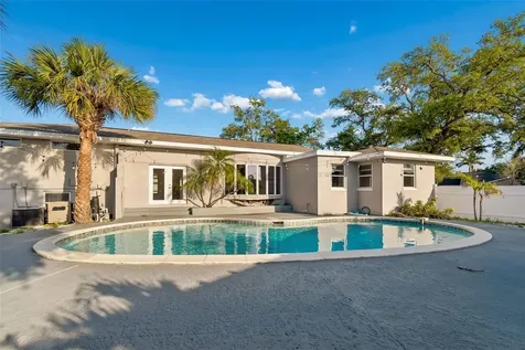 125 Harbor Bluff Drive Largo FL 33770