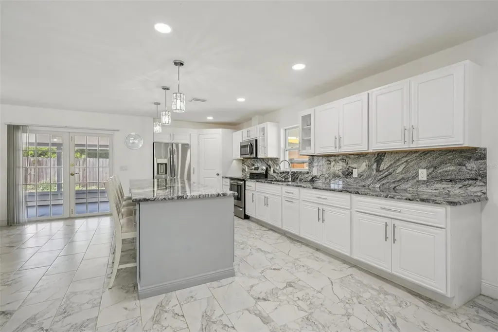 1414 Seffner Valrico Road Seffner FL 33584