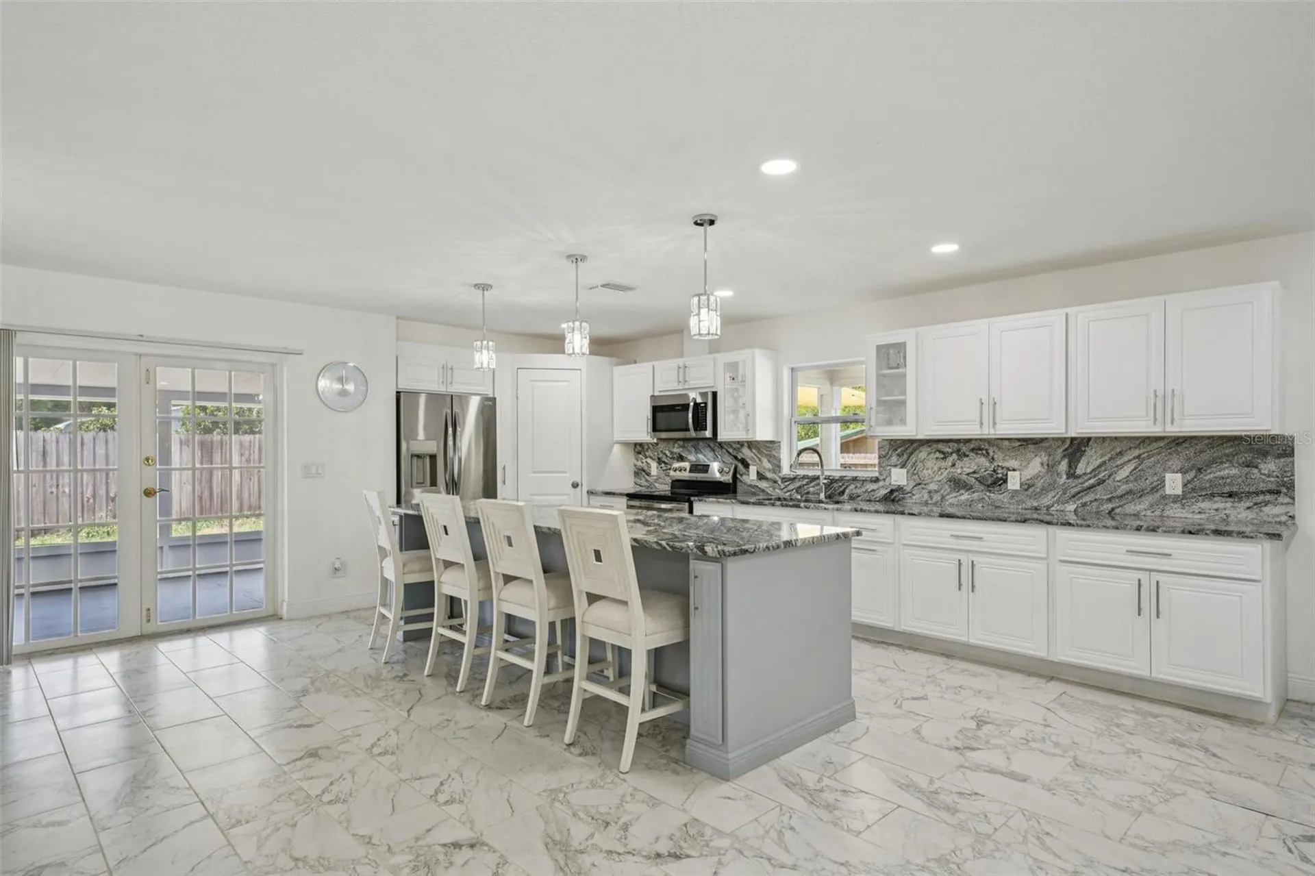 1414 Seffner Valrico Road Seffner FL 33584