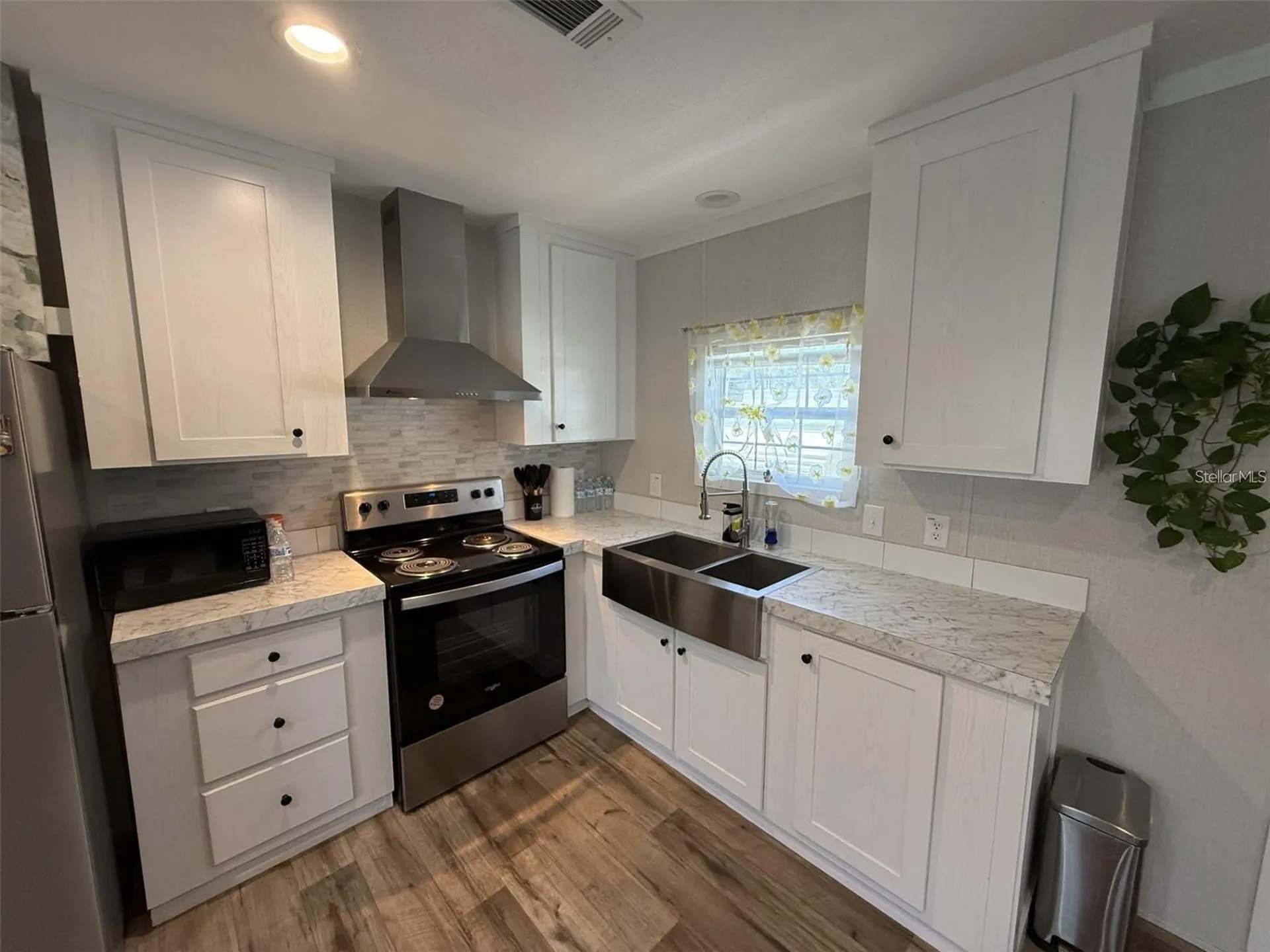 7801 34th Avenue N St Petersburg FL 33710