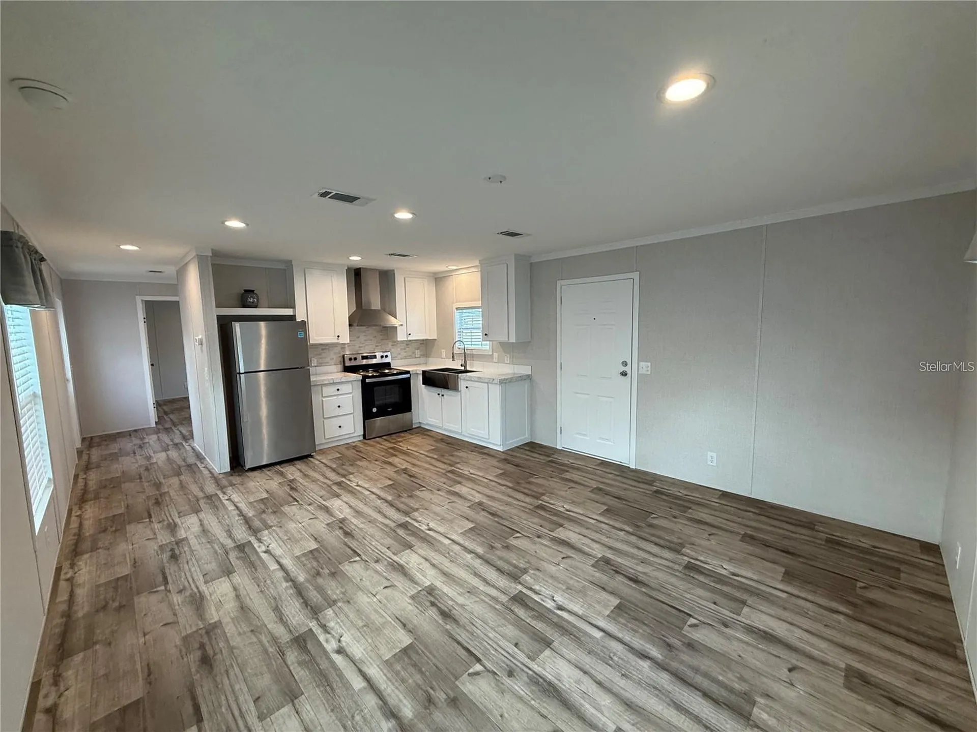 7801 34th Avenue N St Petersburg FL 33710