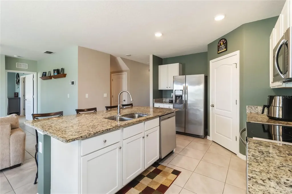 2464 White Poppy Drive Kissimmee FL 34747