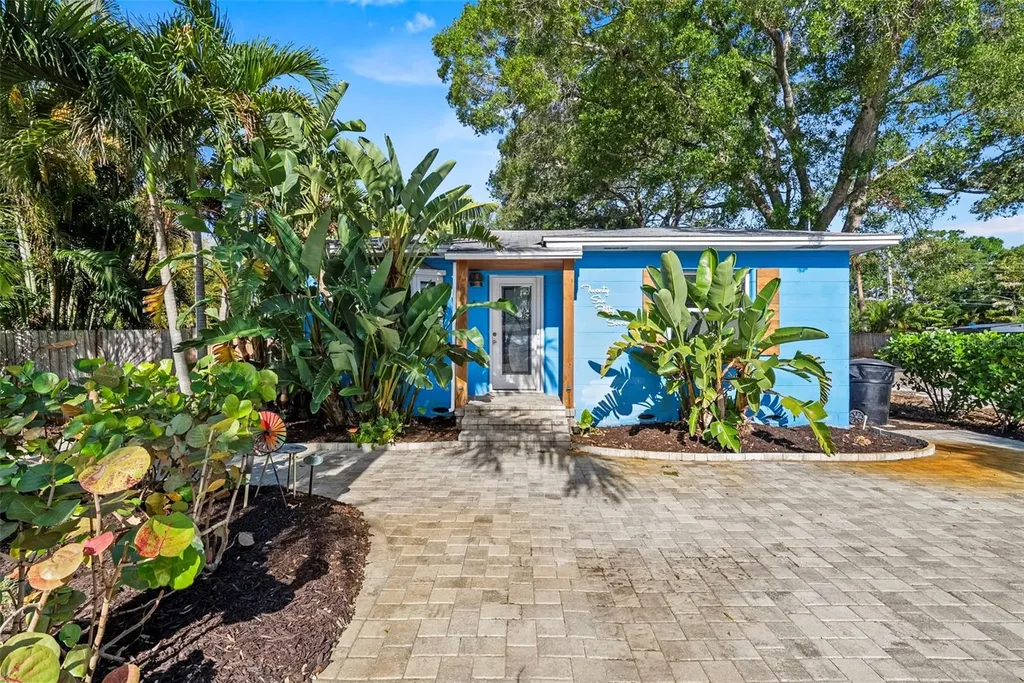 2657 44th Street S Gulfport FL 33711