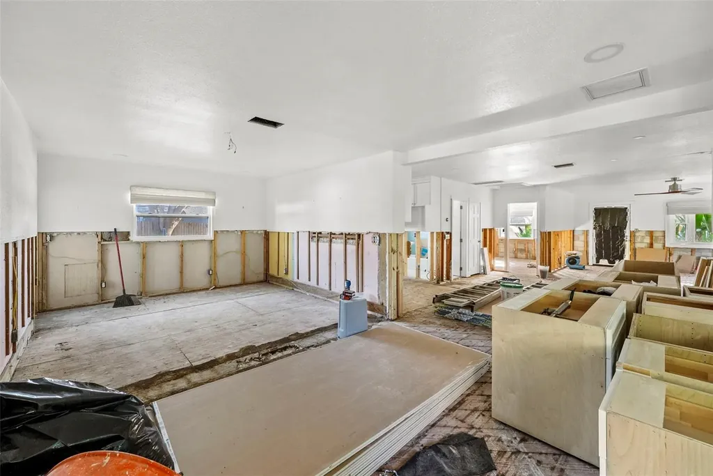 2657 44th Street S Gulfport FL 33711