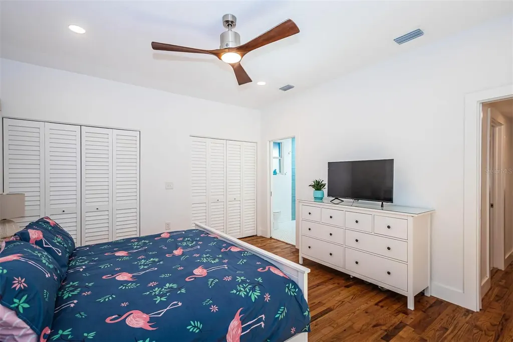2657 44th Street S Gulfport FL 33711