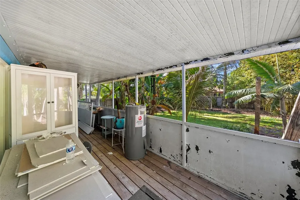 2657 44th Street S Gulfport FL 33711