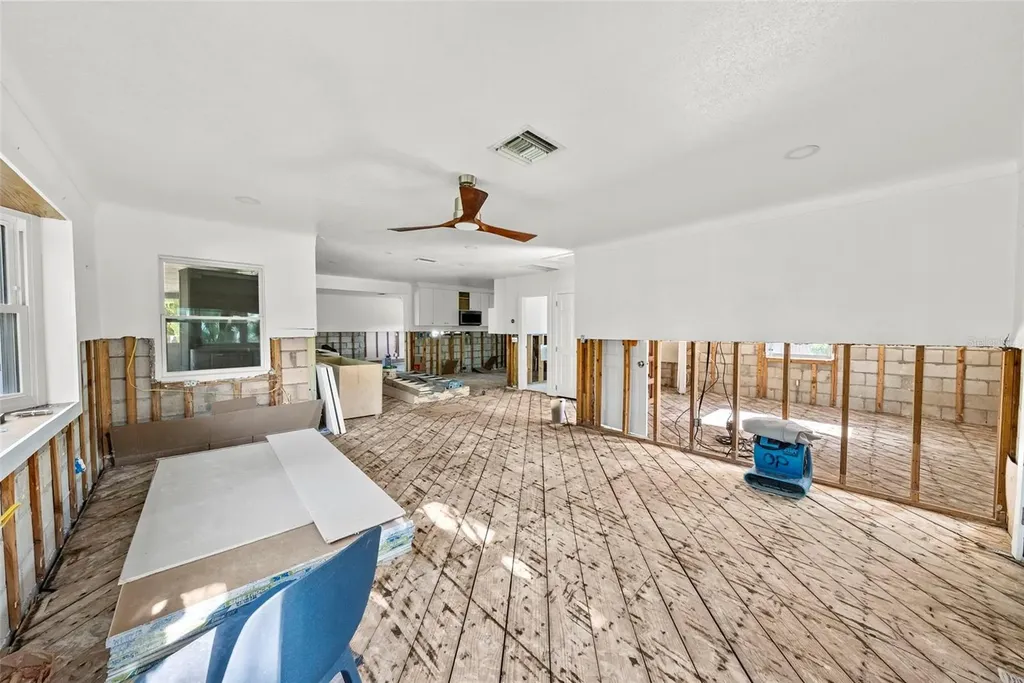 2657 44th Street S Gulfport FL 33711