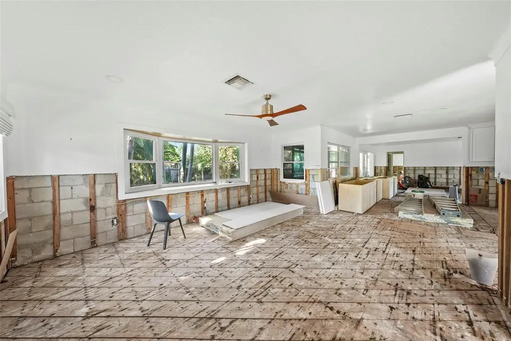 2657 44th Street S Gulfport FL 33711