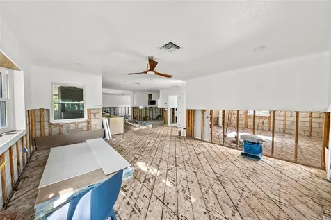 2657 44th Street S Gulfport FL 33711