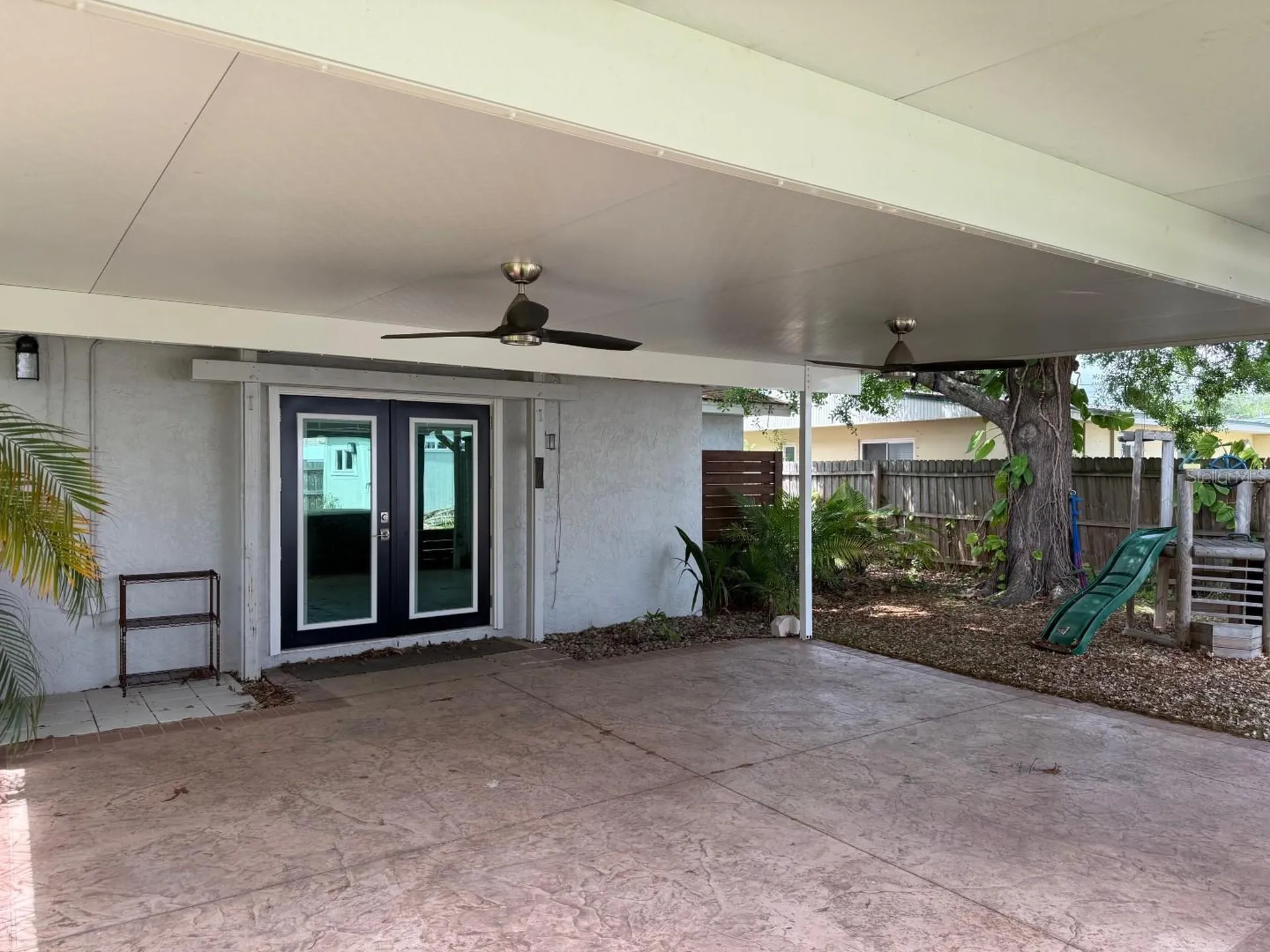 9045 3rd Street N St Petersburg FL 33702