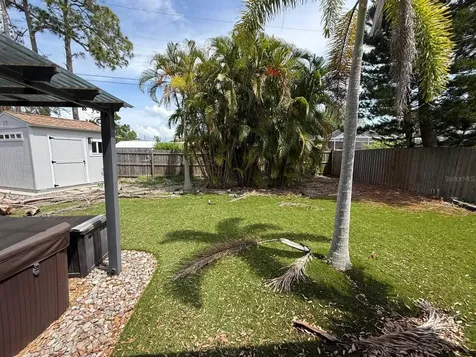 9045 3rd Street N St Petersburg FL 33702