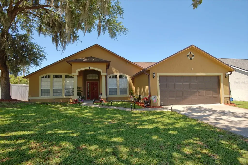 684 Yorkshire Drive Oviedo FL 32765