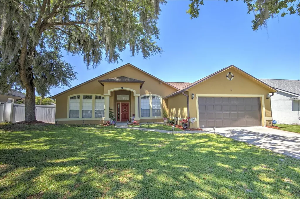 684 Yorkshire Drive Oviedo FL 32765