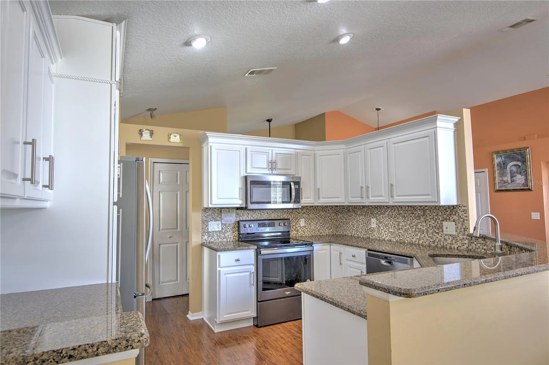 684 Yorkshire Drive Oviedo FL 32765