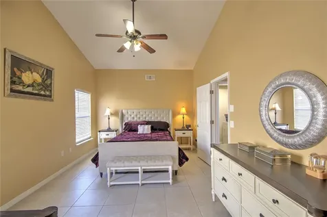 684 Yorkshire Drive Oviedo FL 32765