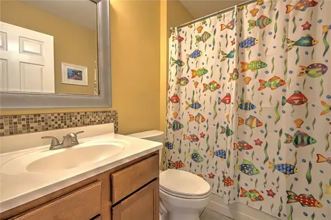 684 Yorkshire Drive Oviedo FL 32765