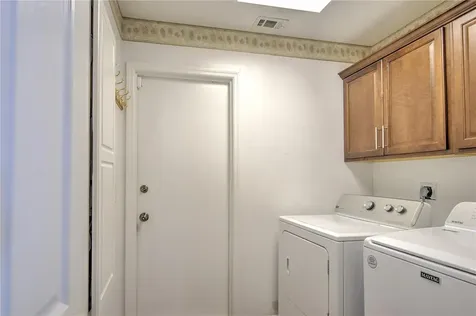 684 Yorkshire Drive Oviedo FL 32765