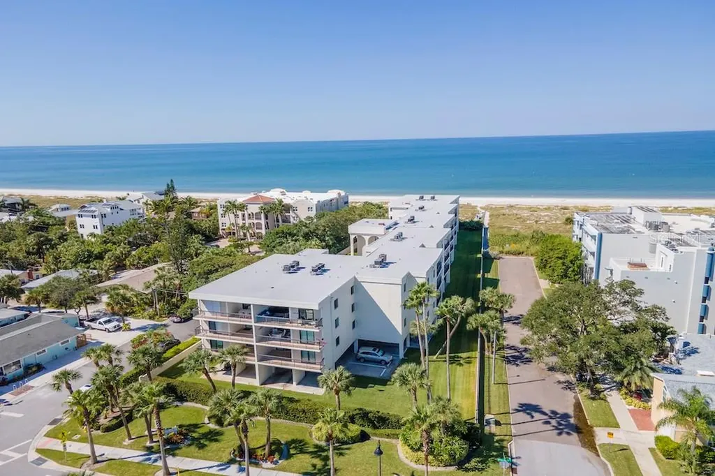 3200 Gulf Boulevard St Pete Beach FL 33706