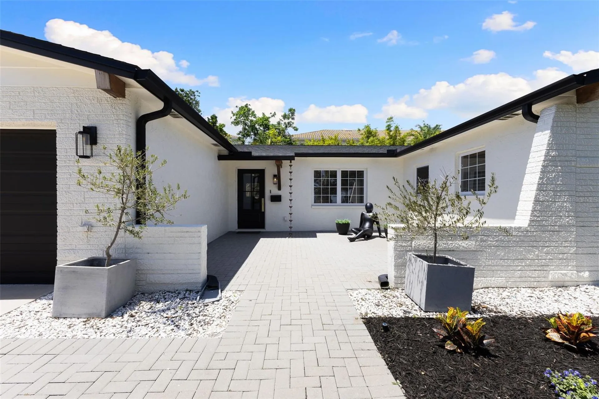 4618 Bayshore Boulevard NE St Petersburg FL 33703