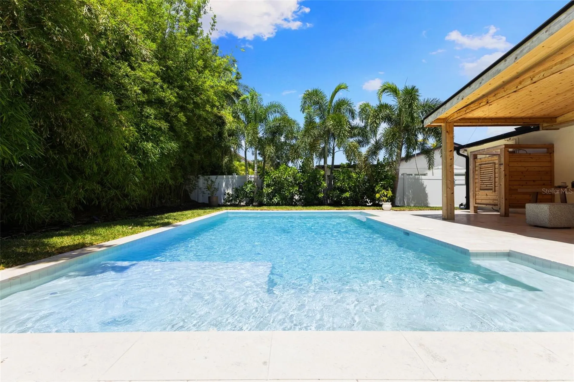 4618 Bayshore Boulevard NE St Petersburg FL 33703