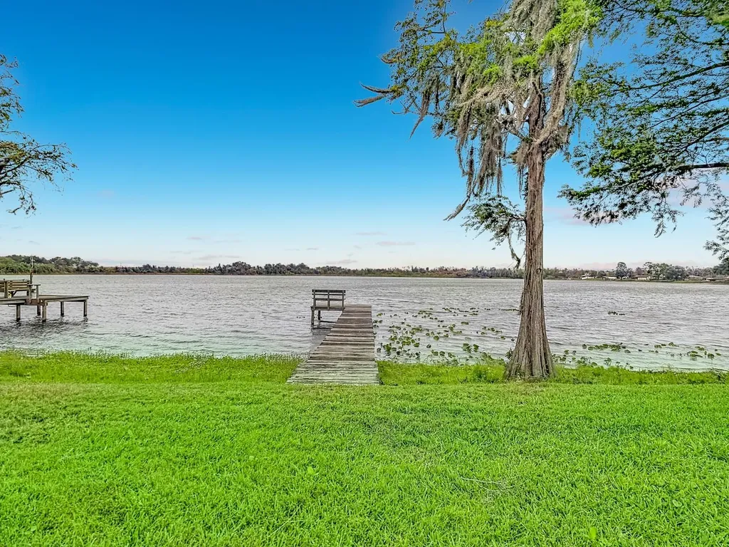 247 S Lake Pansy Drive Winter Haven FL 33881