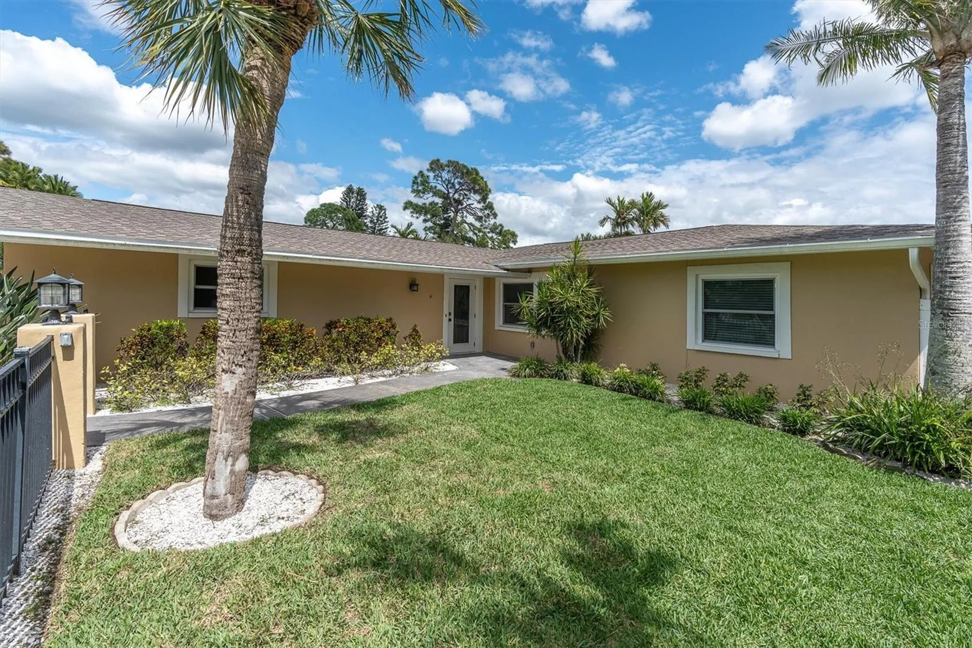 4801 Shore Acres Boulevard NE St Petersburg FL 33703