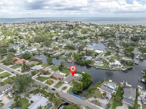 4801 Shore Acres Boulevard NE St Petersburg FL 33703