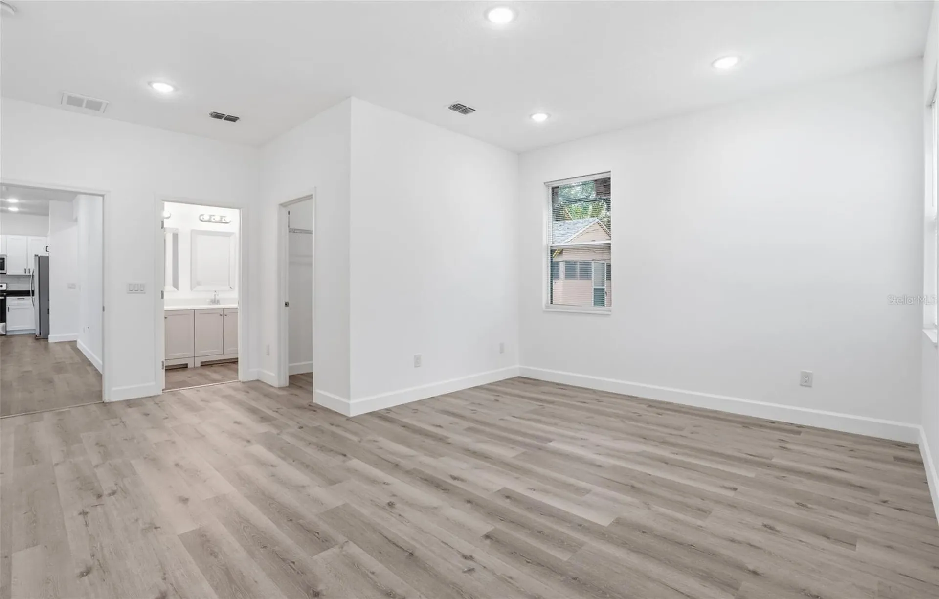 1535 13th Street S St Petersburg FL 33705