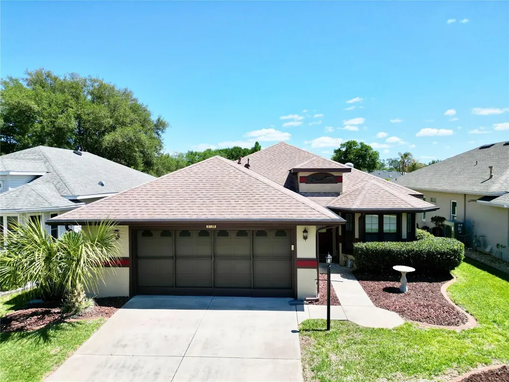 5738 King James Avenue Leesburg FL 34748