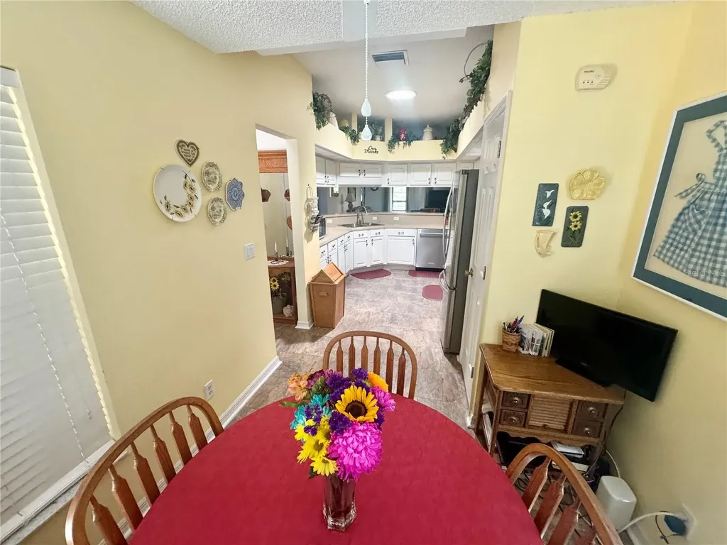 5738 King James Avenue Leesburg FL 34748