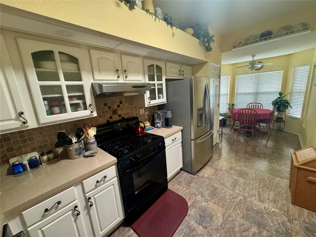 5738 King James Avenue Leesburg FL 34748