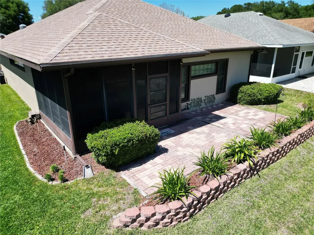 5738 King James Avenue Leesburg FL 34748