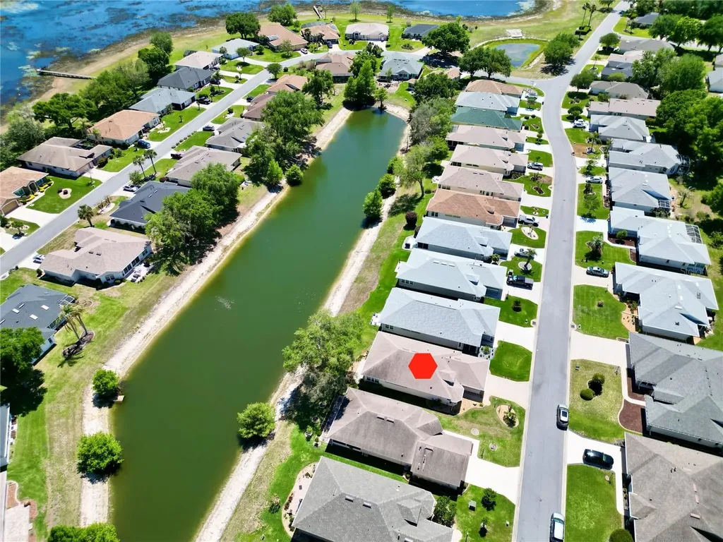 5738 King James Avenue Leesburg FL 34748