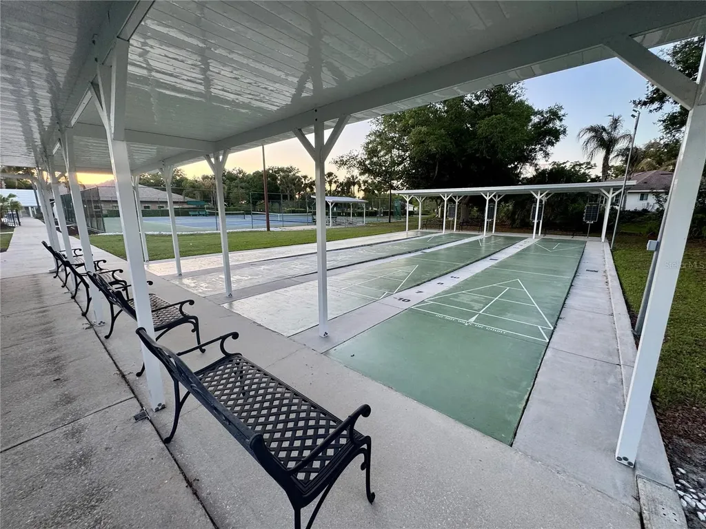 5738 King James Avenue Leesburg FL 34748