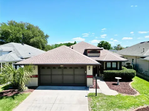 5738 King James Avenue Leesburg FL 34748