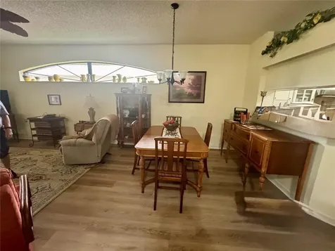 5738 King James Avenue Leesburg FL 34748