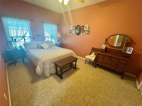 5738 King James Avenue Leesburg FL 34748