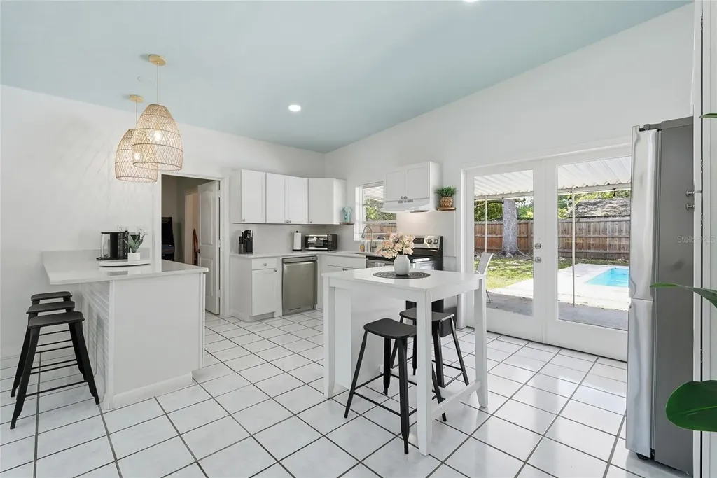1702 NW 38th Drive Gainesville FL 32605