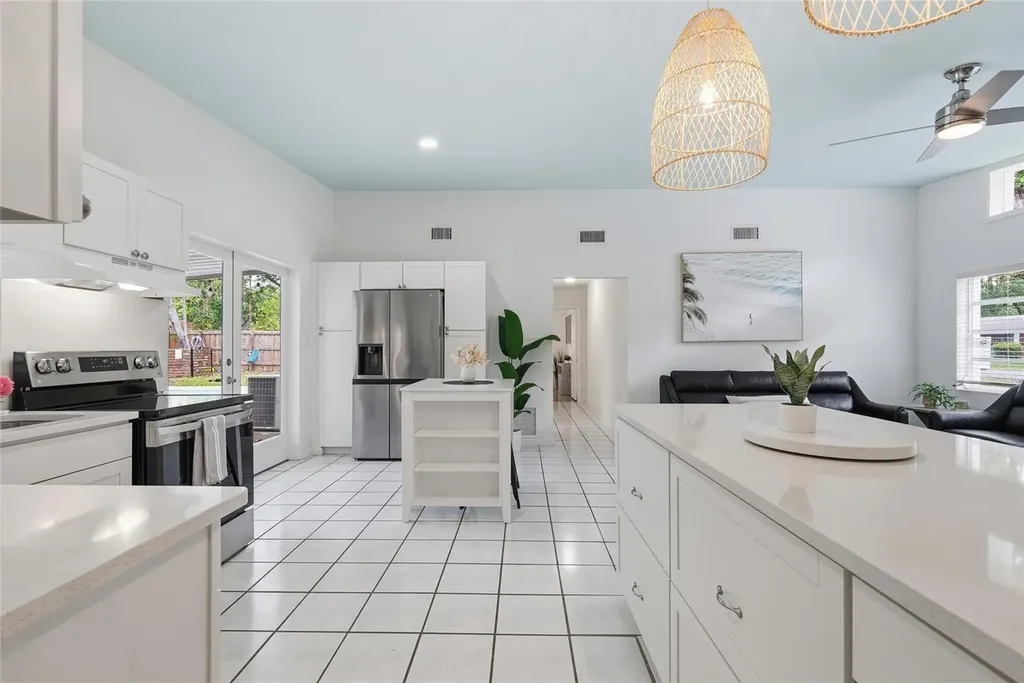 1702 NW 38th Drive Gainesville FL 32605