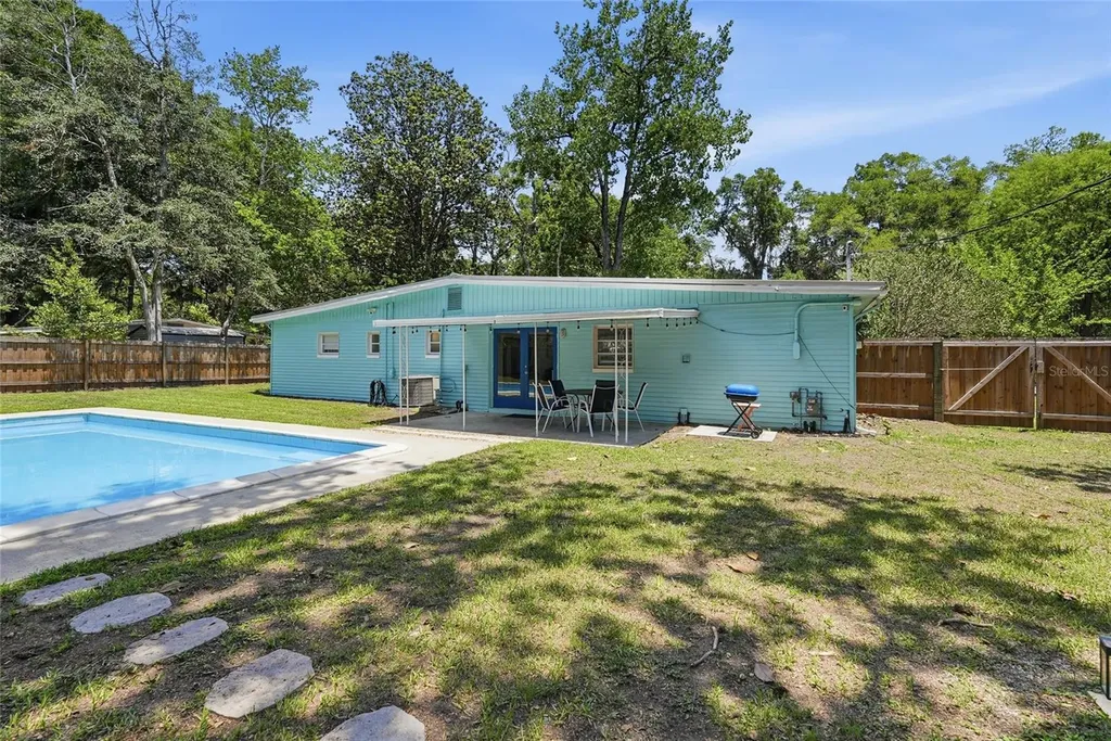 1702 NW 38th Drive Gainesville FL 32605