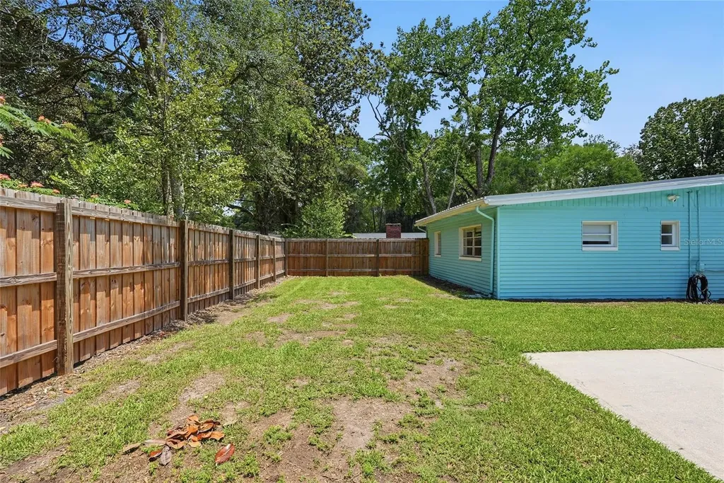 1702 NW 38th Drive Gainesville FL 32605