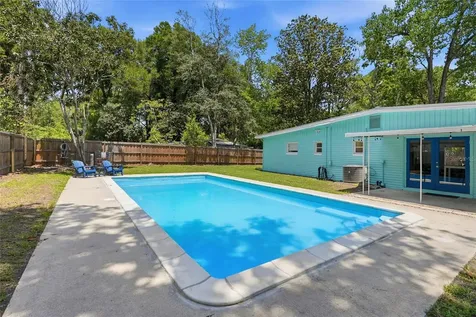 1702 NW 38th Drive Gainesville FL 32605