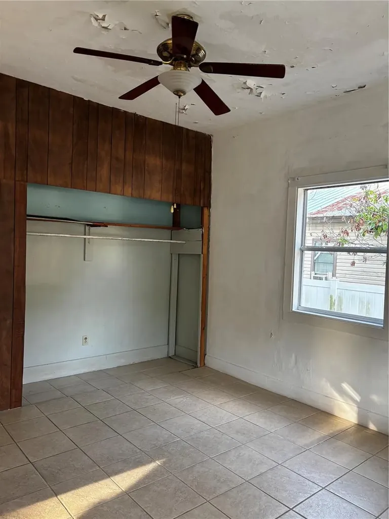 1004 E 25th Avenue Tampa FL 33605
